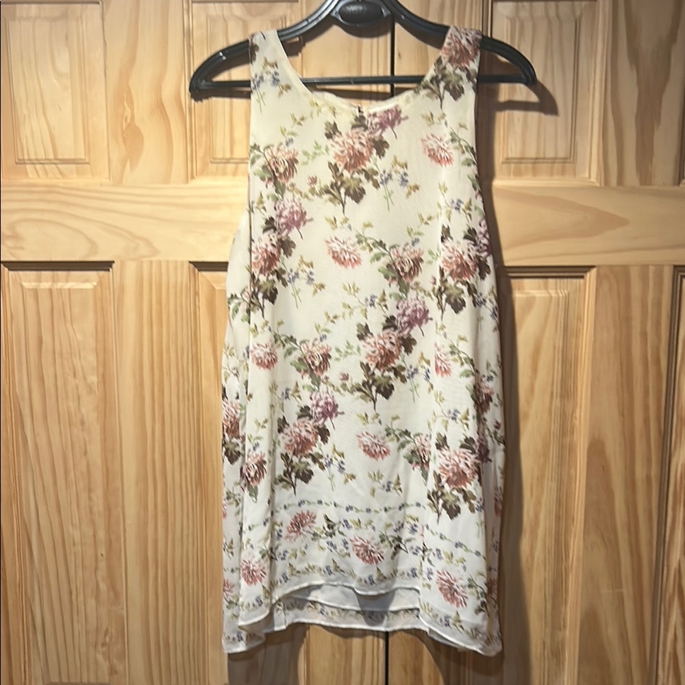 Max Studio Floral Tunic - Cream and Pink